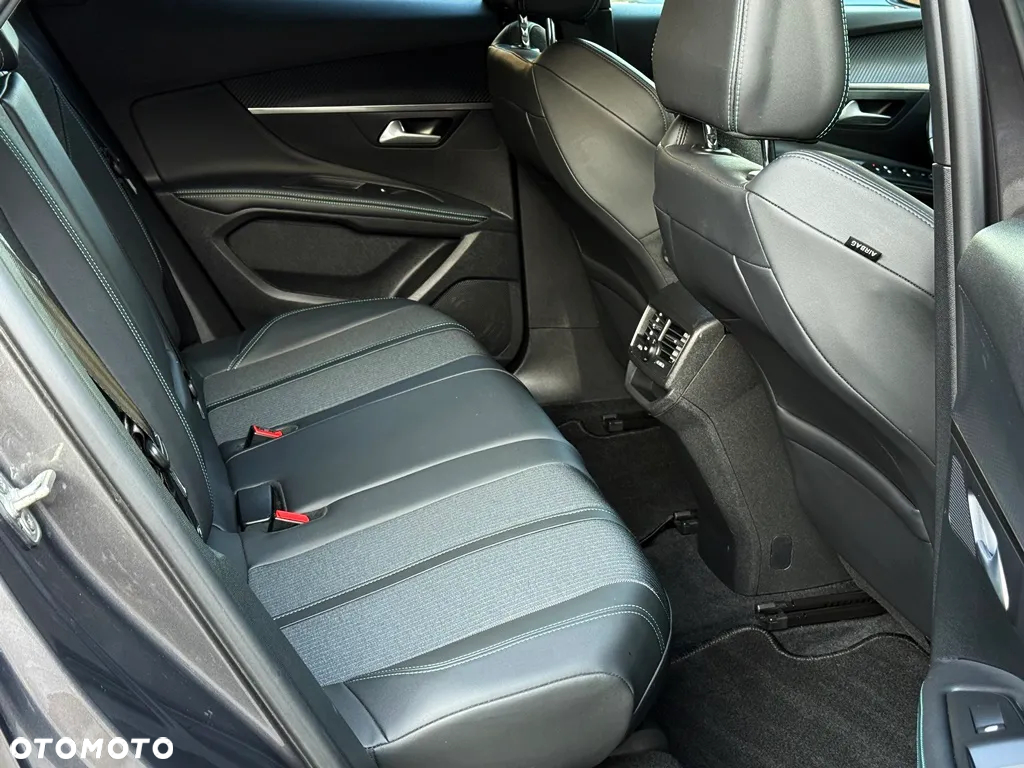 Peugeot 3008 1.5 BlueHDi Allure S&S EAT8 - 20