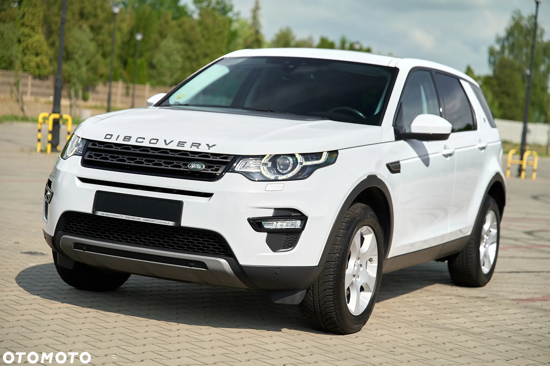 Land Rover Discovery Sport 2.0 eD4 HSE Luxury - 13