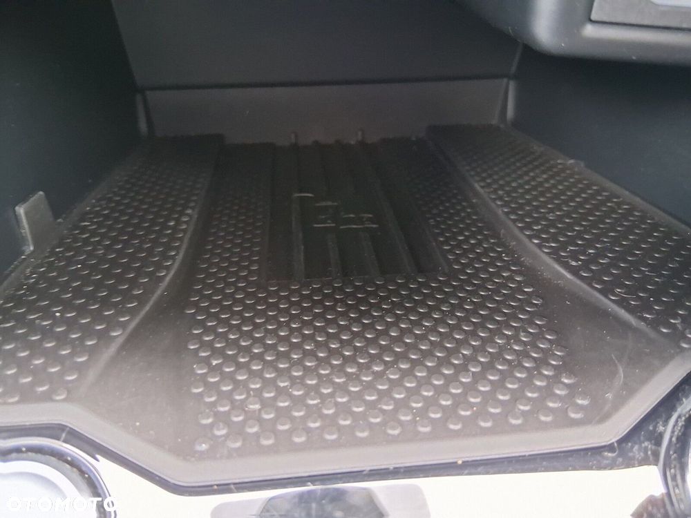 Volkswagen T-Roc 1.5 TSI Special Edition - 21