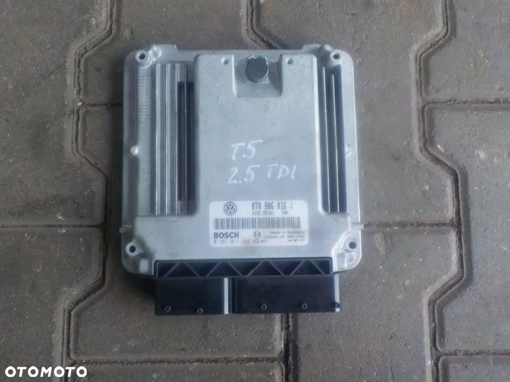 VW T5 2.5 TDI KOMPUTER STEROWNIK 070906016J - 1