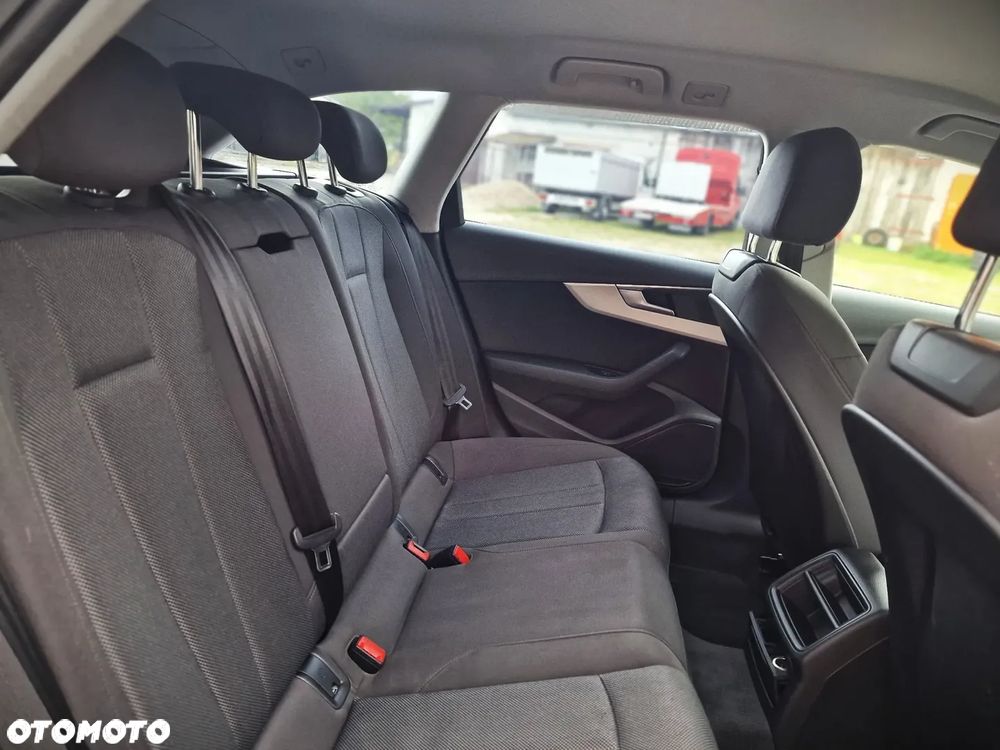 Audi A4 Avant 2.0 TDI - 33