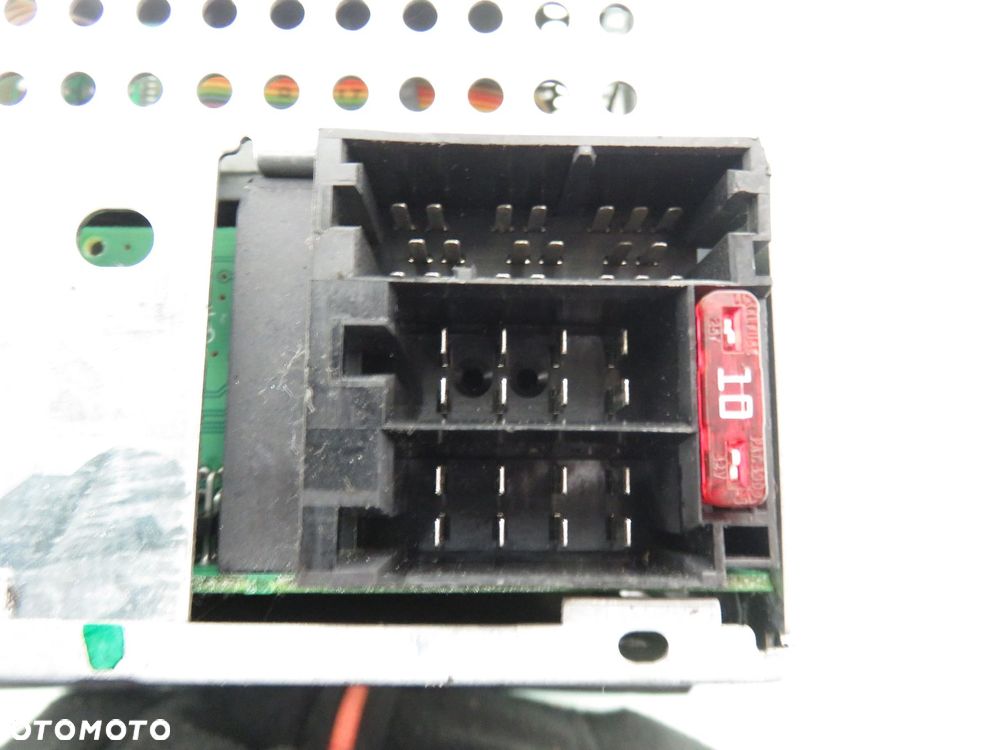 RADIO KASETA  FIAT STILO 735296994 + KOD - 8