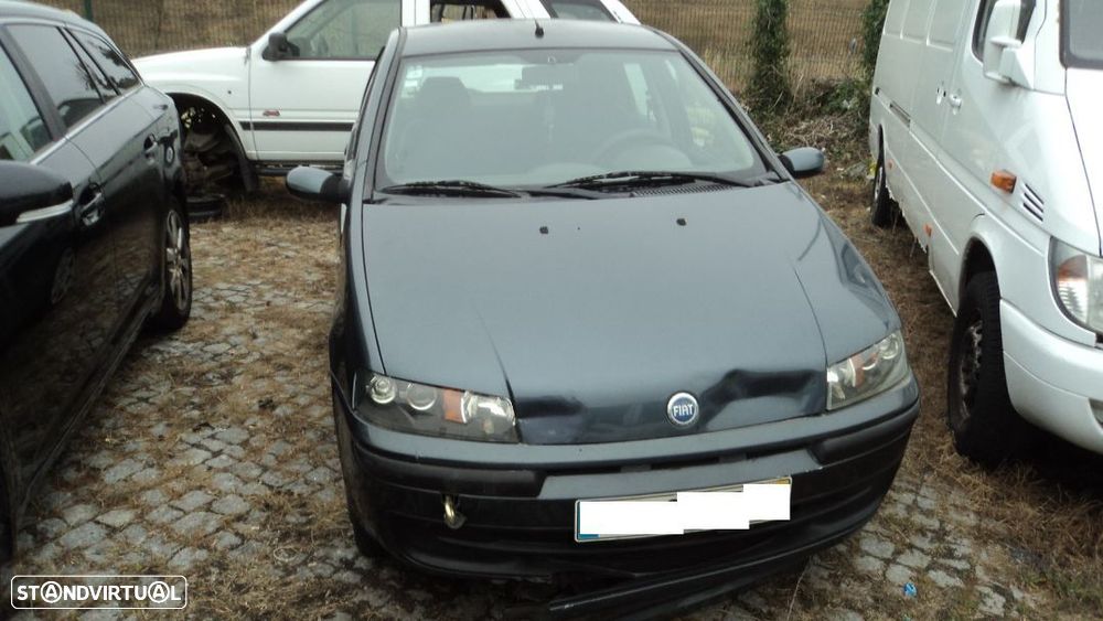 Fiat Punto 1.2 5P 2002 - Para Peças - 1