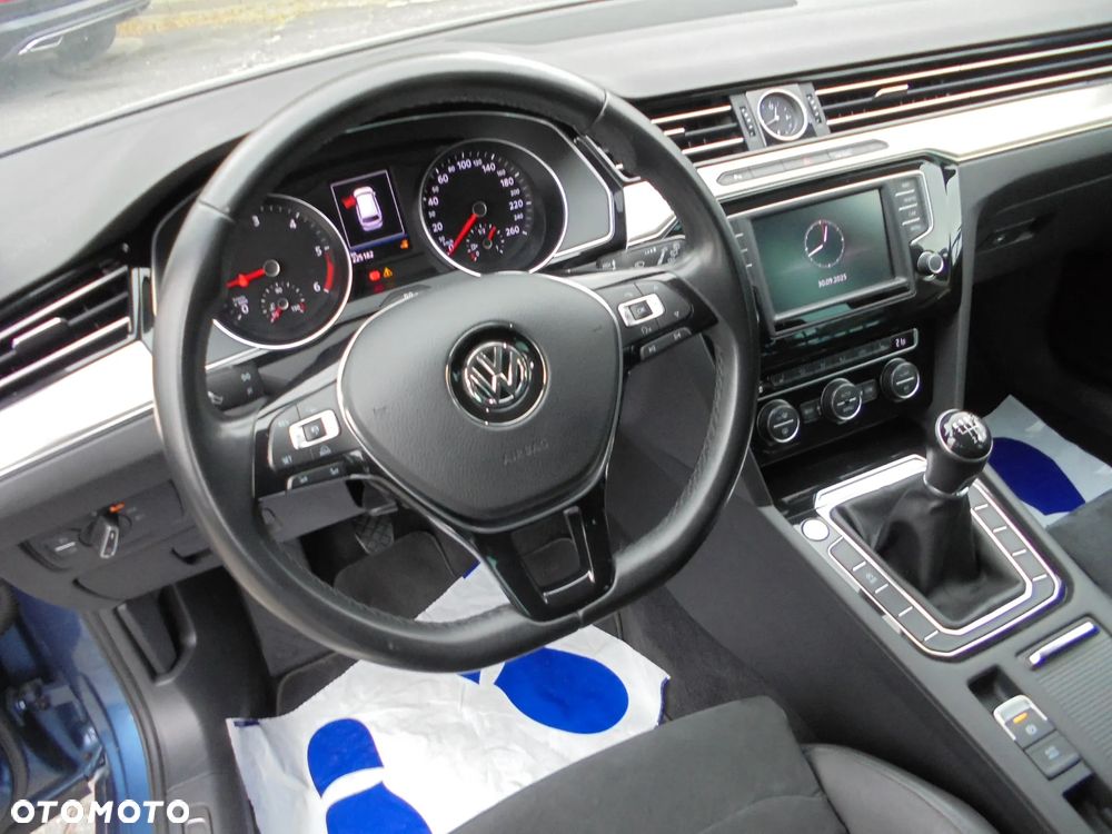 Volkswagen Passat Variant 2.0 TDI (BlueMotion Technology) Highline - 7