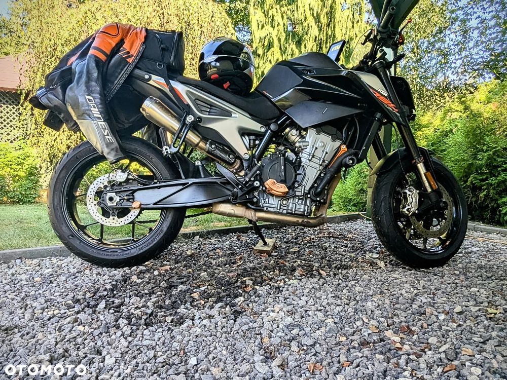 KTM Duke 790 - 23