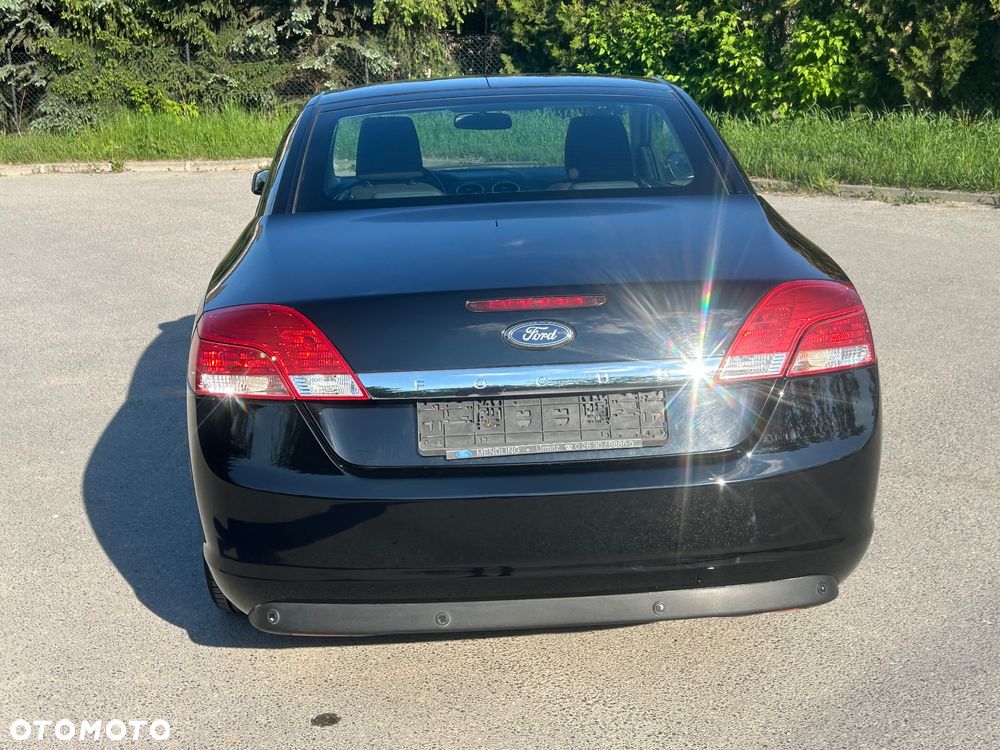 Ford Focus 2.0 16V Style - 38