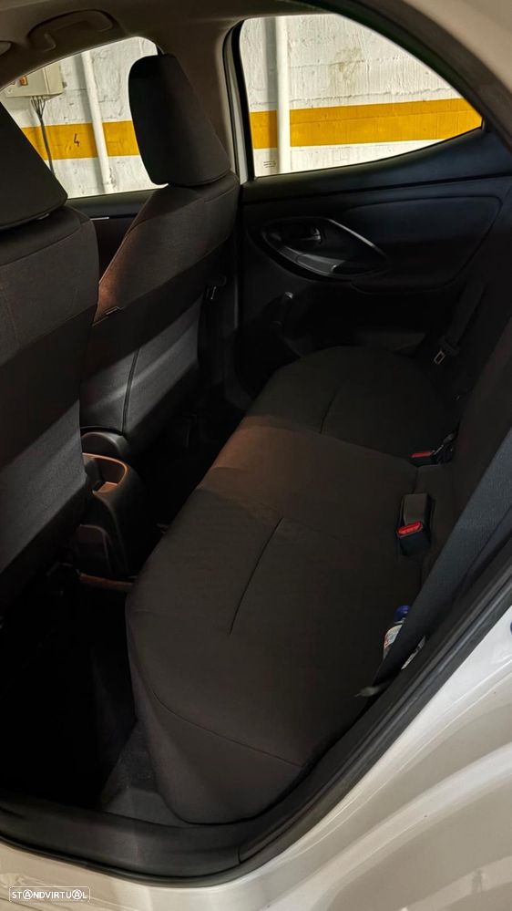 Toyota Yaris 1.0 VVT-i Comfort Plus - 11
