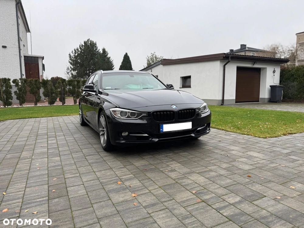 BMW Seria 3 330d Sport Line - 8