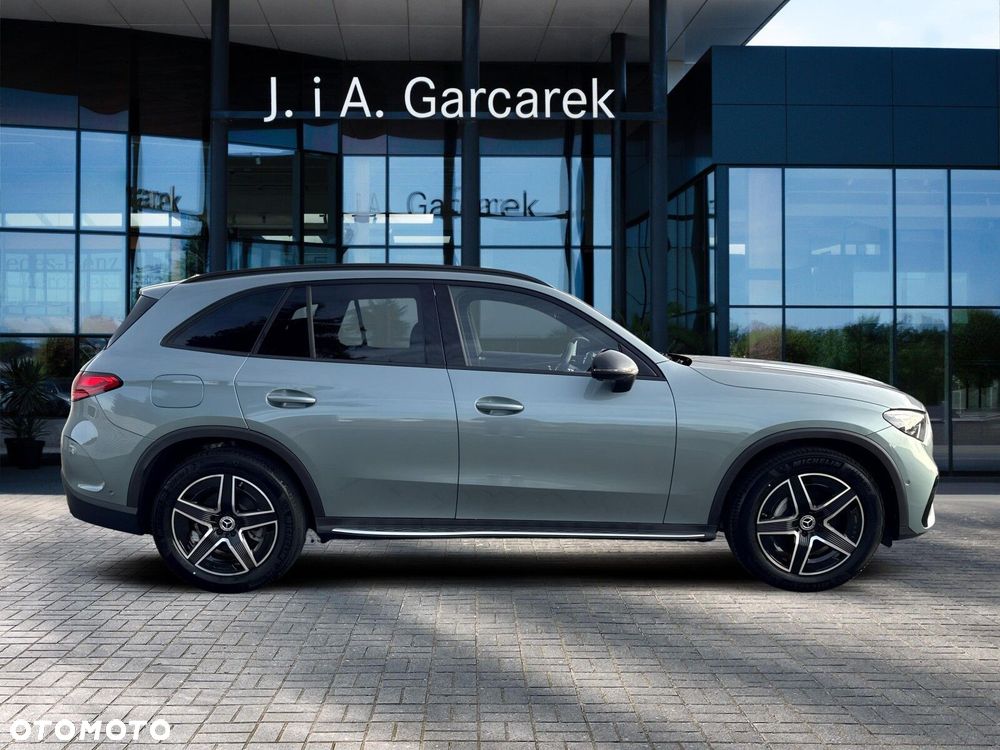 Mercedes-Benz GLC - 7