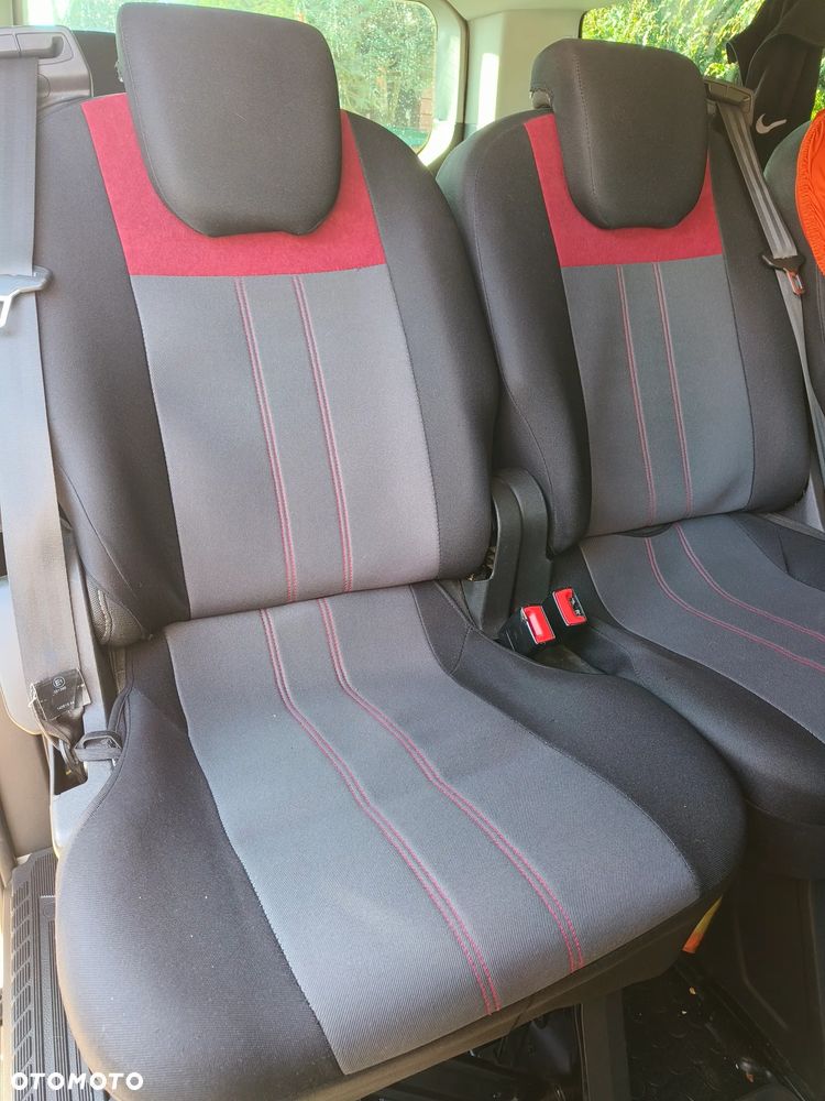 Ford Tourneo Custom 300 L2H1 VA Titanium - 22