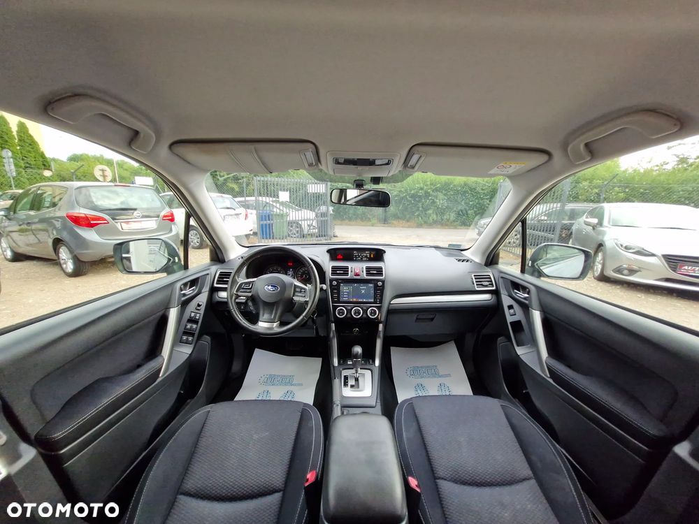 Subaru Forester 2.0i Exclusive Lineartronic - 22