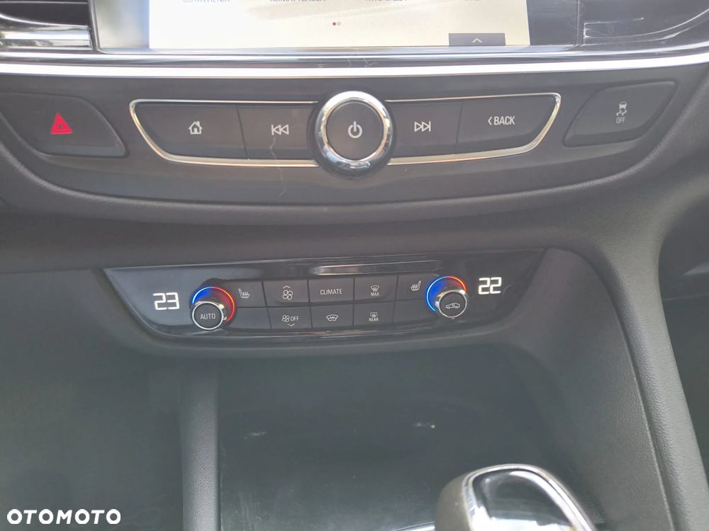 Opel Insignia - 23