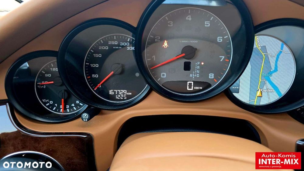 Porsche Panamera - 25