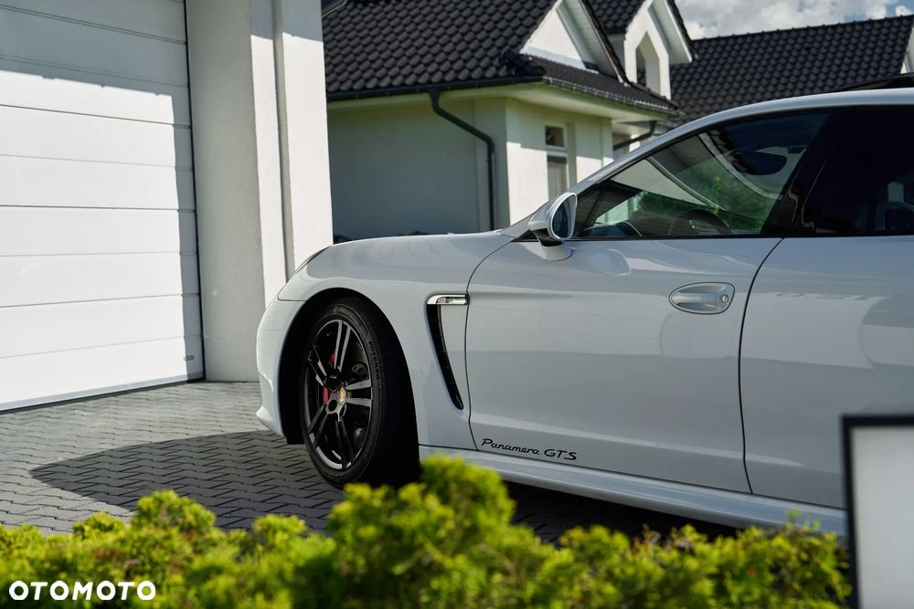 Porsche Panamera GTS - 14
