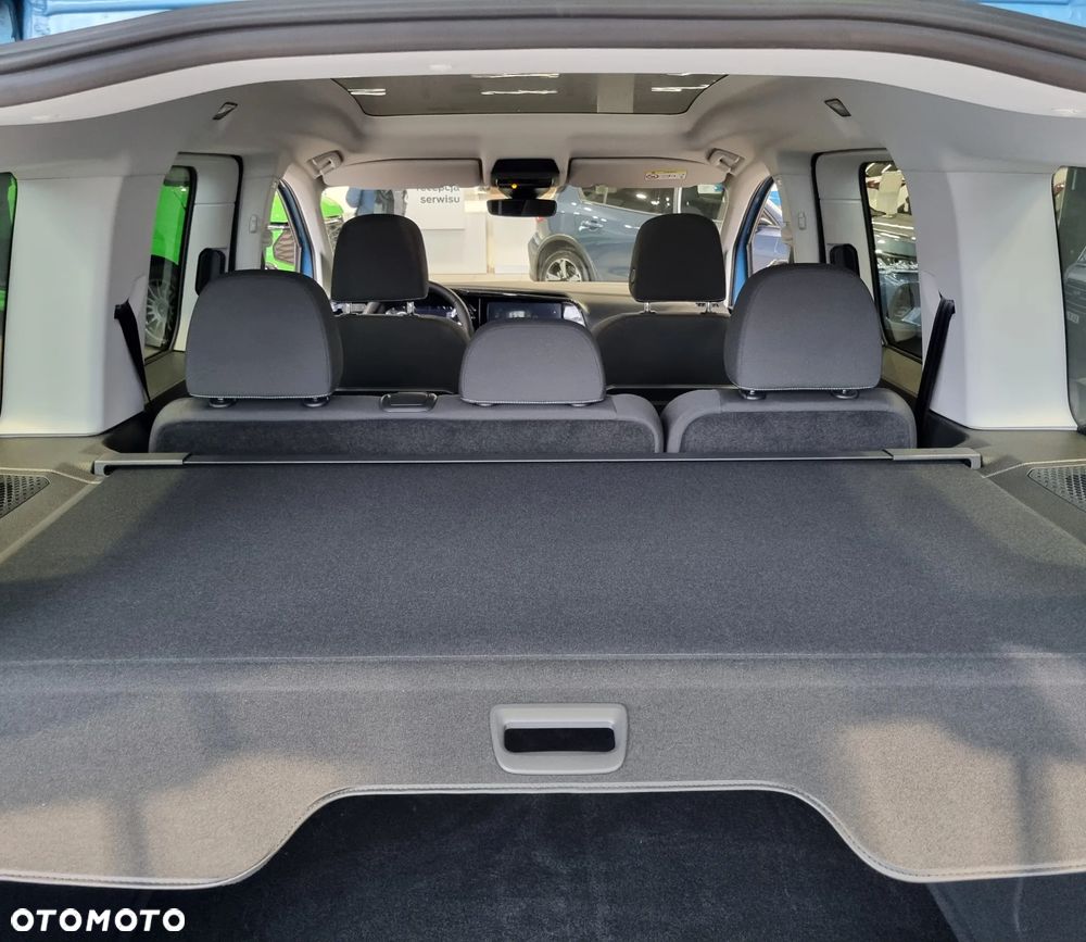 Ford Tourneo Connect - 11