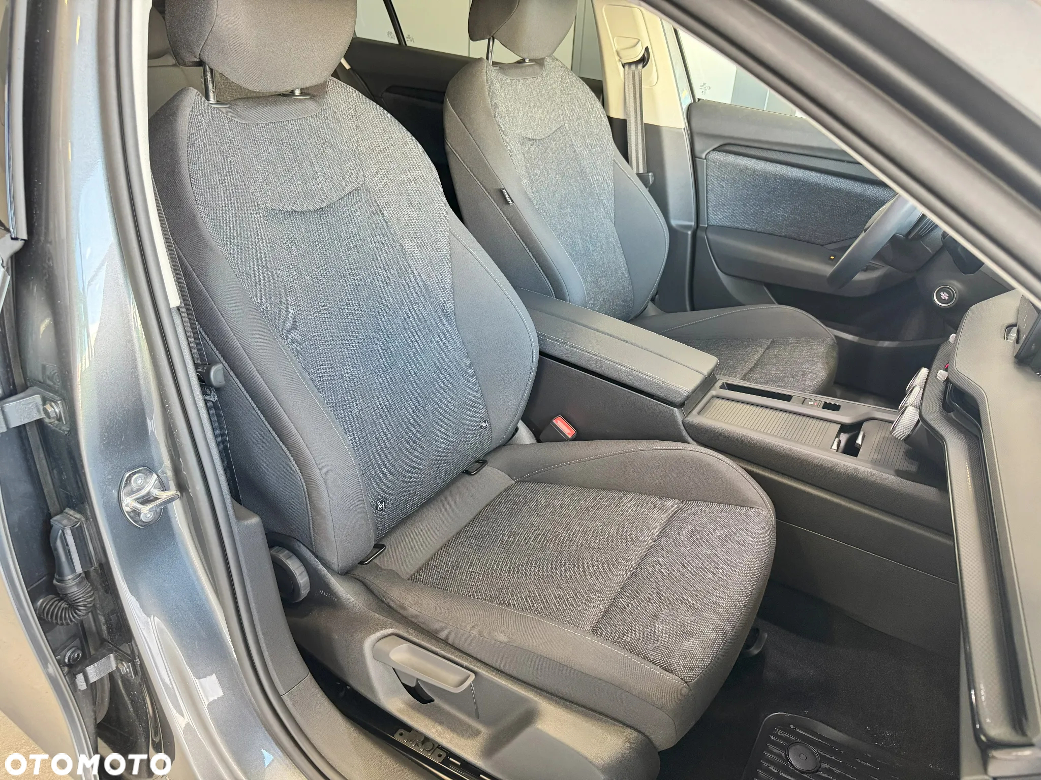 Skoda Superb 2.0 TDI SCR Essence DSG - 12