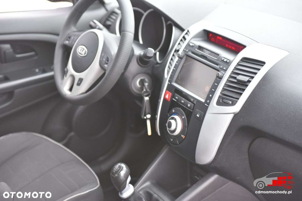 Kia Venga - 23