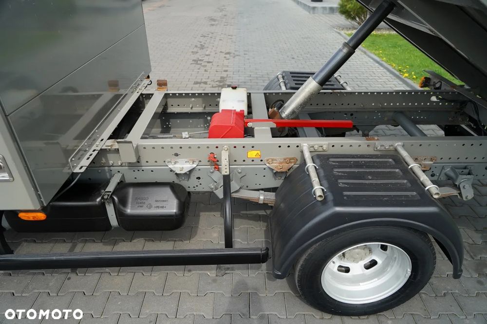 Iveco DAILY 35-120 / WYWROTKA TYLNOZSYPOWA / BLIŹNIAK / MANUAL  / SPROWADZONY - 22
