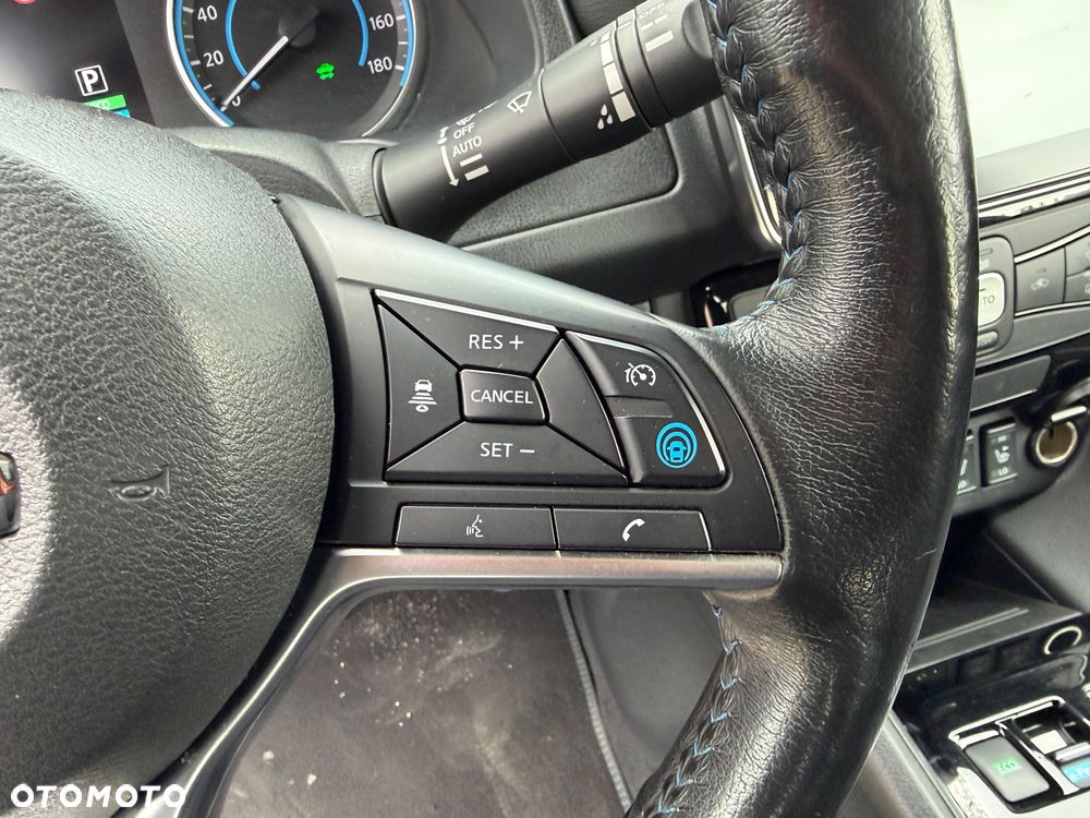 Nissan Leaf 40 kWh Tekna - 15