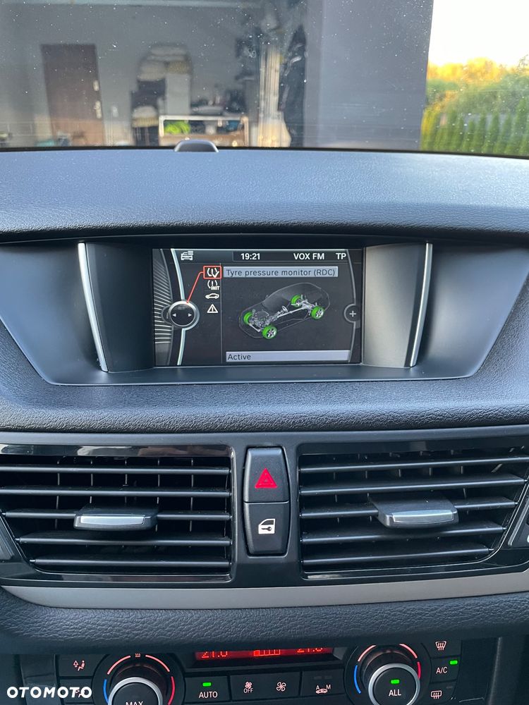 BMW X1 sDrive18d - 15