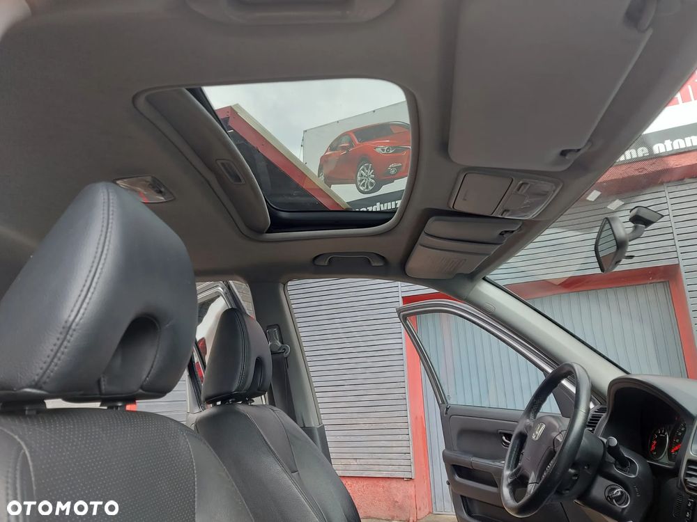 Honda CR-V 2.0i Executive - 29