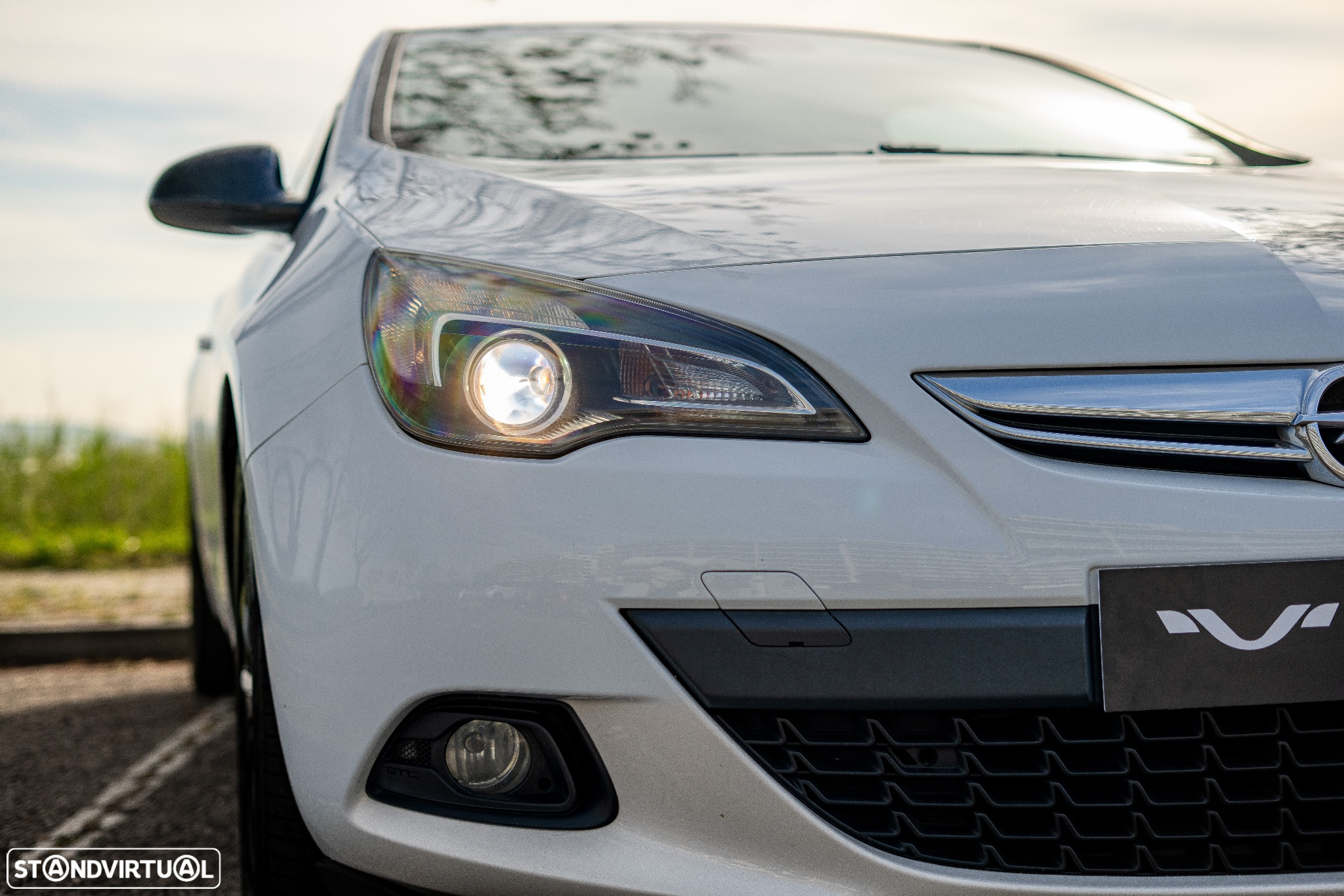 Opel Astra GTC - 7