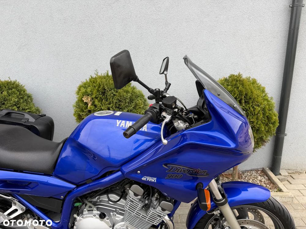 Yamaha XJ - 16