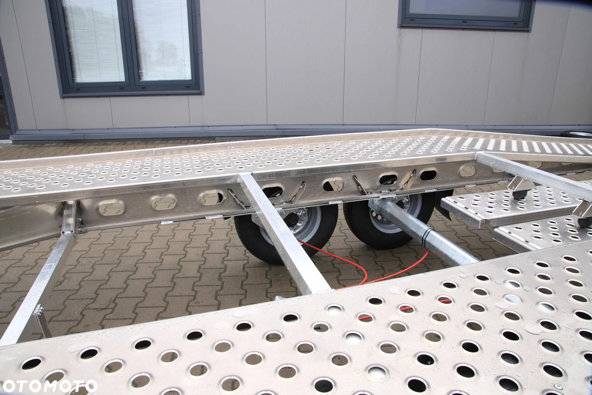 Inny Gala Taurus 4.5x2.05m Full Aluminium 420kg  Koła 14c - 14