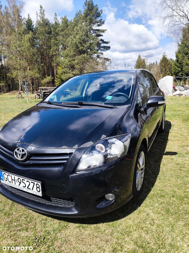 Toyota Auris 2.0 D-4D - 2