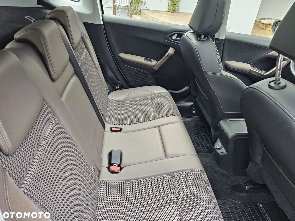 Peugeot 2008 1.6 VTi Allure - 15