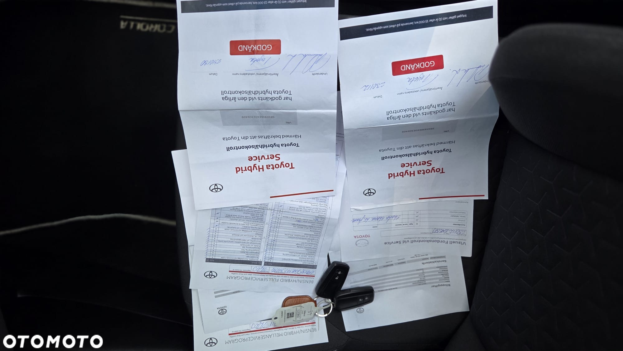 Toyota Corolla 1.8 Hybrid Business Edition - 27