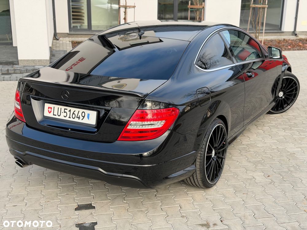 Mercedes-Benz Klasa C 200 7G-TRONIC Edition - 10