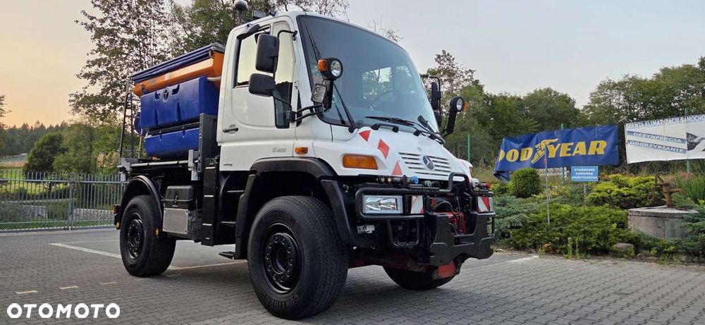 Unimog U 400 - 8