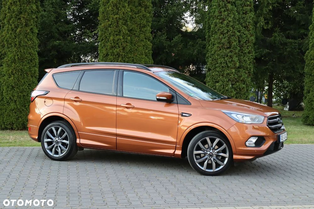 Ford Kuga 1.5 EcoBoost 2x4 ST-Line - 18