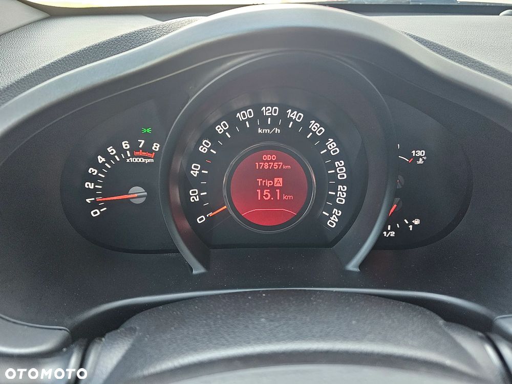 Kia Sportage 1.6 GDI 2WD Vision - 30