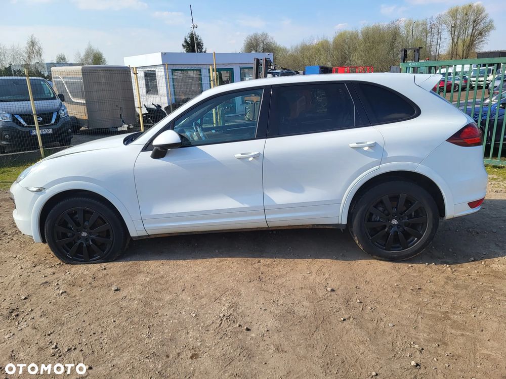 Porsche Cayenne Platinum Edition - 14