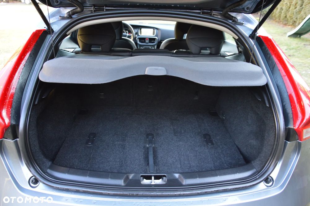 Volvo V40 - 21