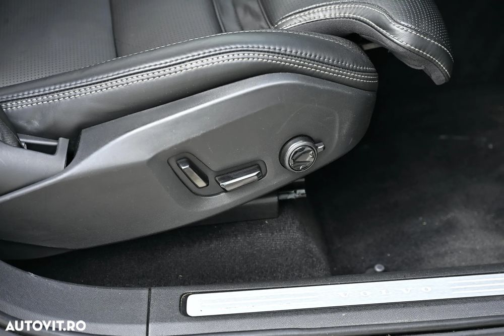 Volvo XC 60 D5 AWD Geartronic Inscription - 20