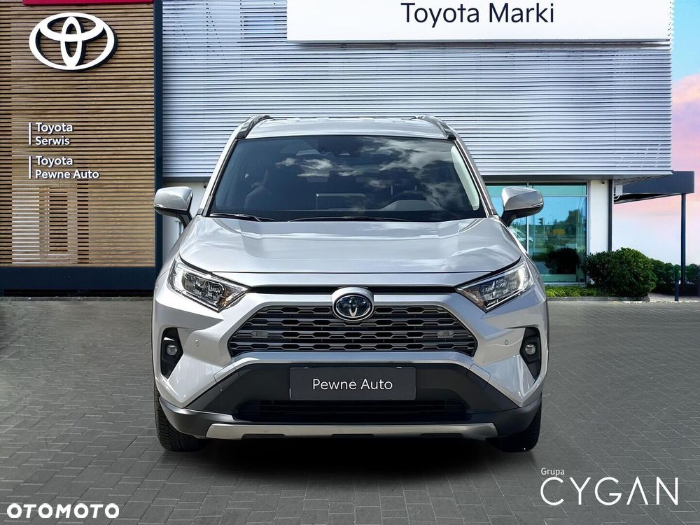 Toyota RAV4 - 8