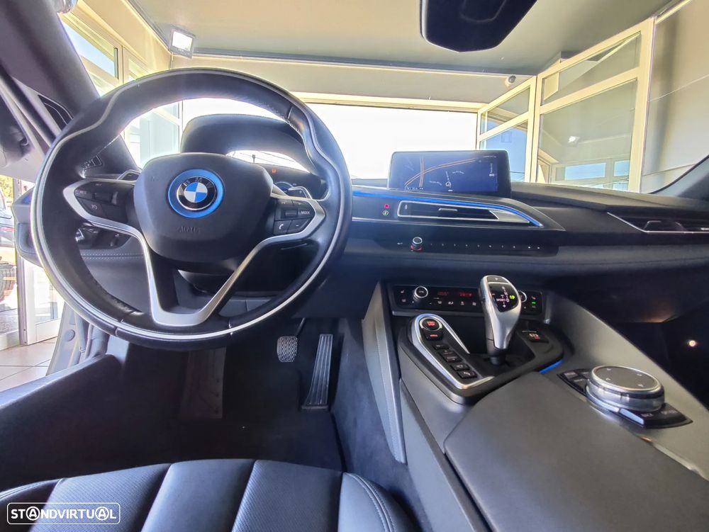 BMW i8 Standard - 25