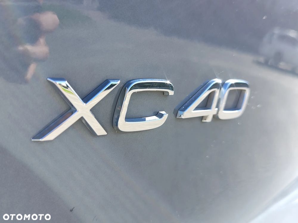 Volvo XC 40 - 23