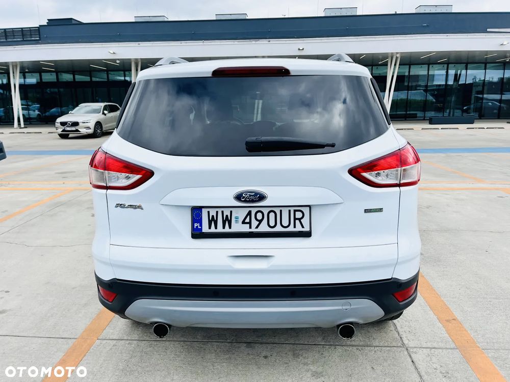 Ford Kuga 1.5 EcoBoost 2x4 Trend - 6
