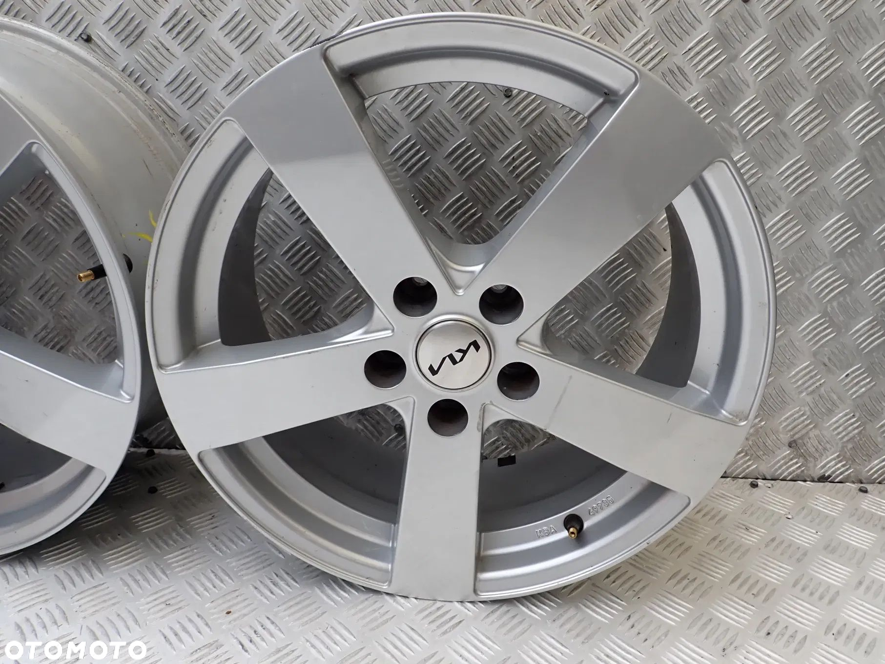 FELGI ALUMINIOWE KIA SPORTAGE 7,5X18 ET38 - 7
