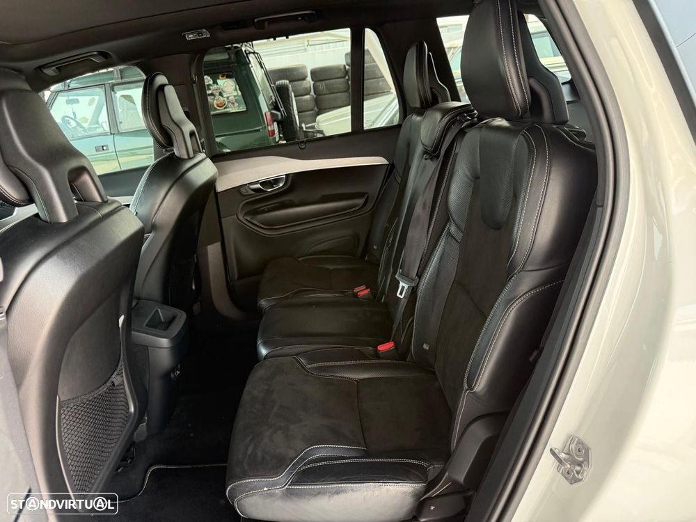 Volvo XC 90 2.0 D4 R-Design - 17