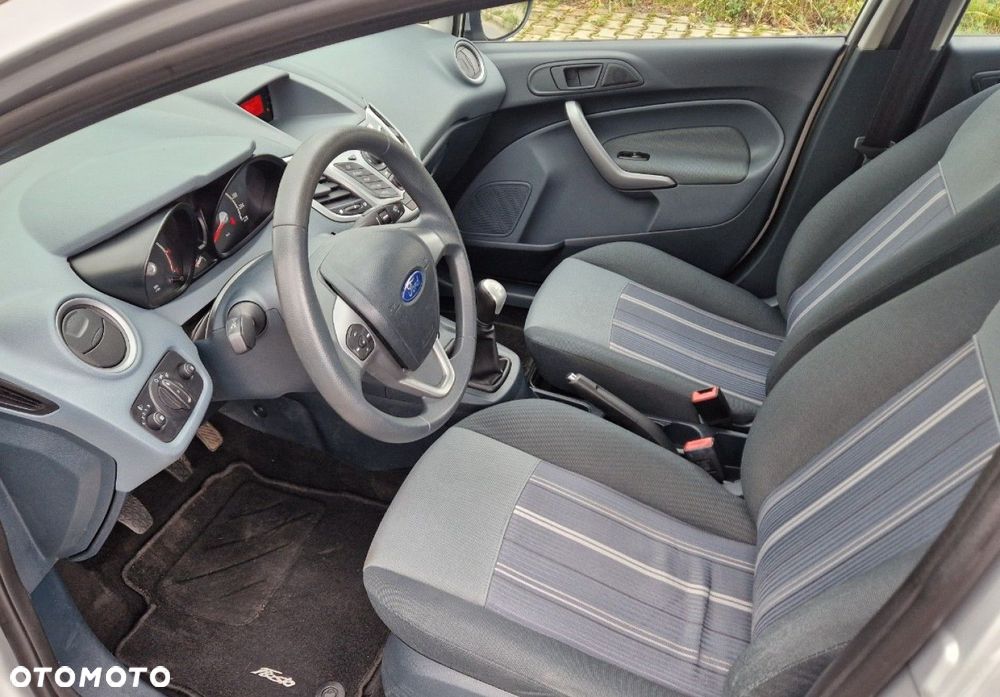 Ford Fiesta - 18