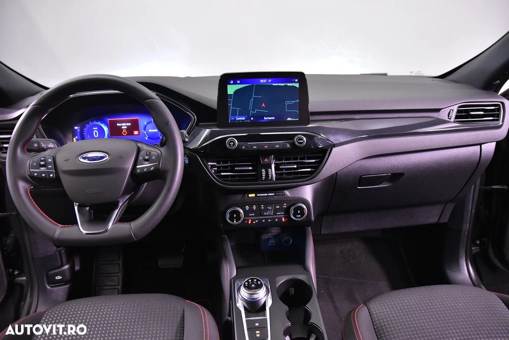Ford Kuga - 10