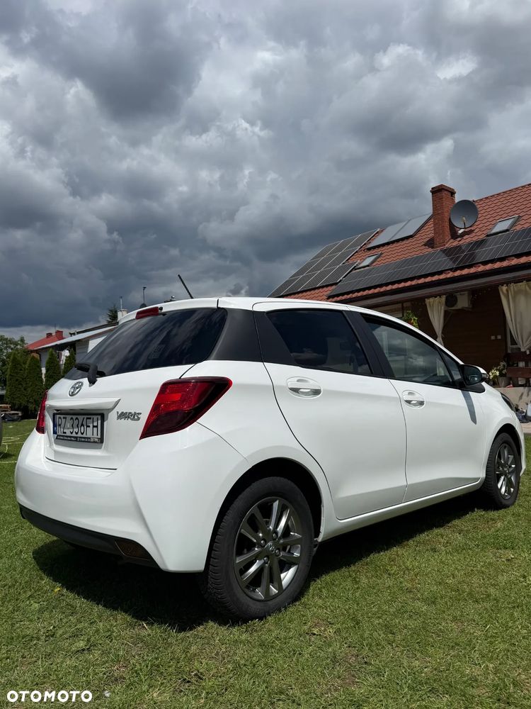 Toyota Yaris 1.0 Active EU6 - 6