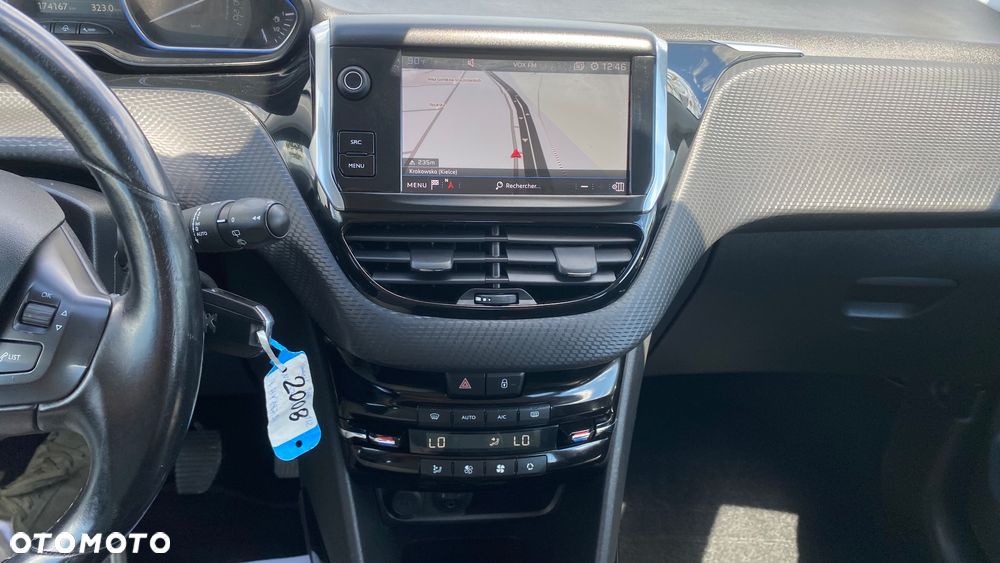 Peugeot 2008 BlueHDi 100 STOP & START Allure - 36
