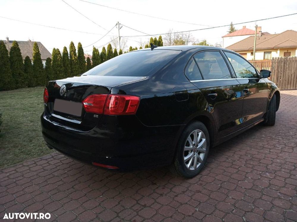 Volkswagen Jetta - 18