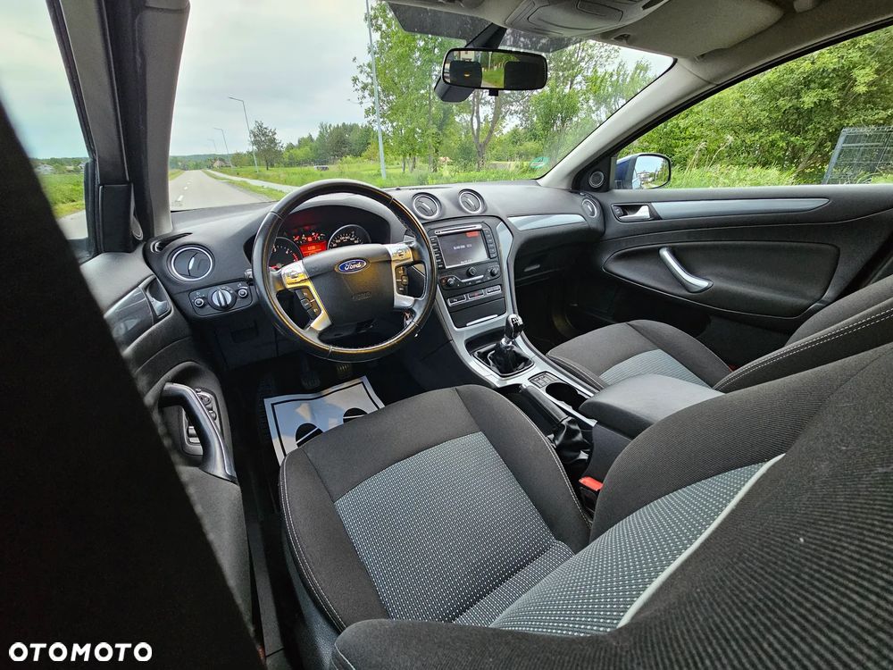 Ford Mondeo - 7